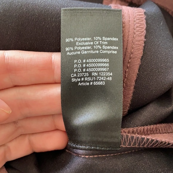 Aritzia Babaton Modern Mini Skirt Size 2 - Picture 8 of 8